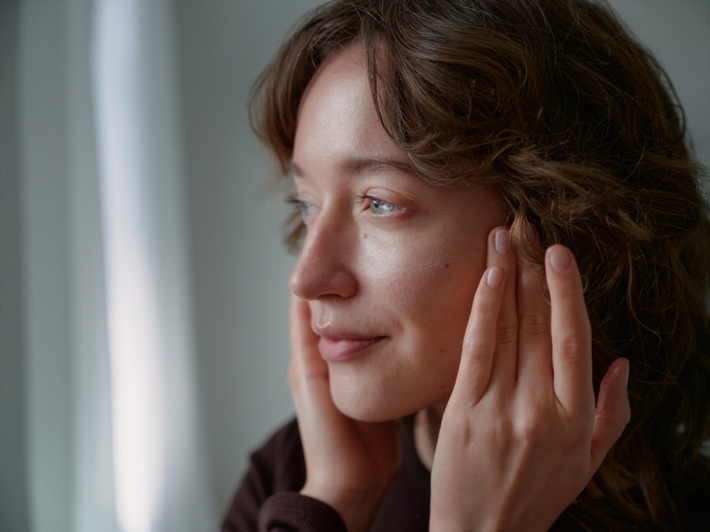 Dedicated to you: Die fünf Dr. Hauschka Qualitätsmerkmale für ein spürbares, ganzheitliches Pflegeerlebnis im Einklang mit der Natur