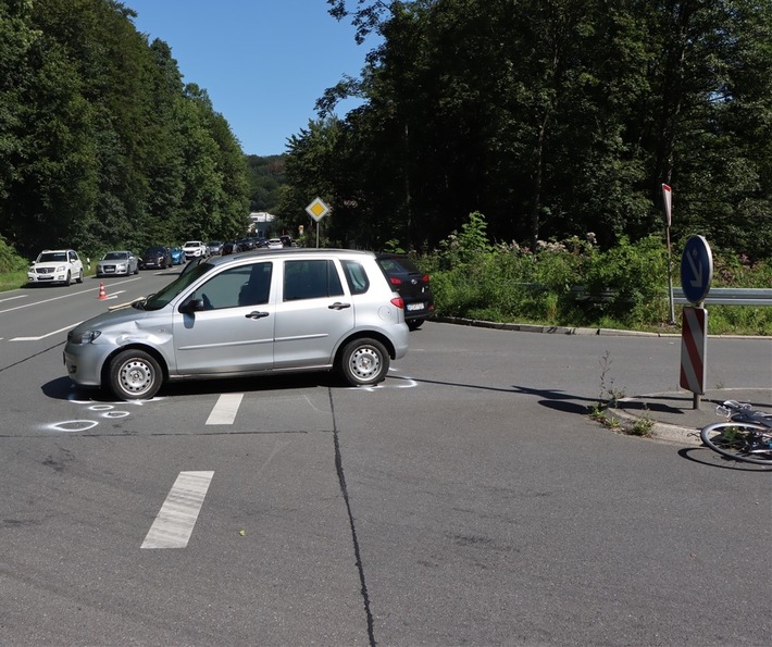 POL-GM: 140821-626 Verkehrsunfall mit Personenschaden Radfahrer erlitt schwerste Verletzungen