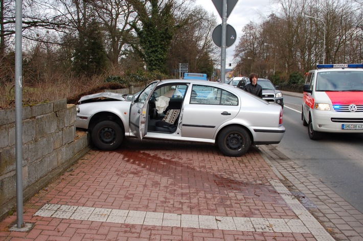 POL-STH: Unfall nach Krankheitsfall