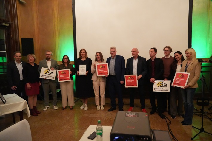 Fahrgastpreis 2026 verliehen: Fahrgastverband PRO BAHN ehrt Vorbilder für fahrgastfreundliche Mobilität