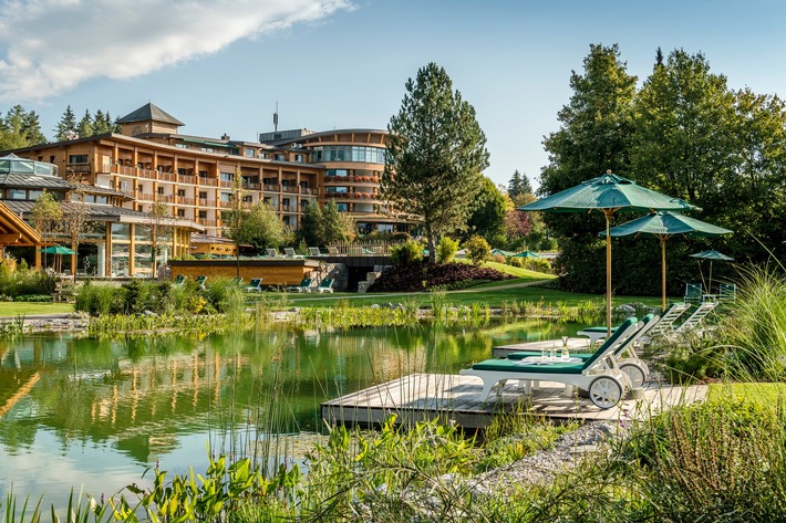 «Die 101 besten Hotels»: Sonnenalp Resort erhält Auszeichnung in der Kategorie «Luxury-Family-Resort»