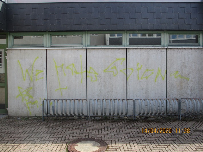 POL-GS: Braunlage Sachbeschädigung durch Graffiti am Osterwochenende