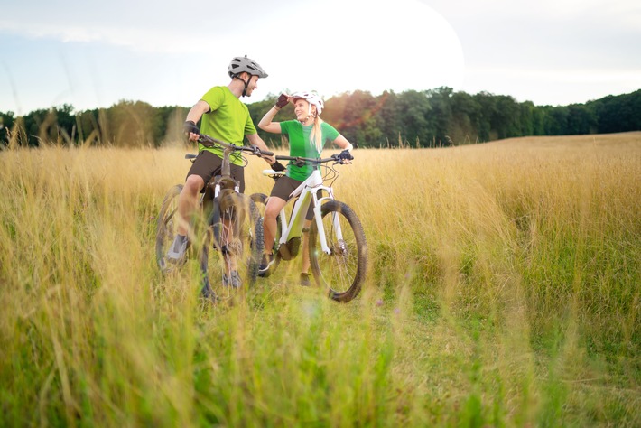 LVM-Verbrauchertipp: Gut abgesichert mit dem E-Bike in den Frühling starten