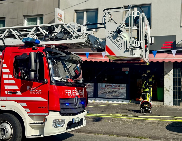 FW-BO: Brand in einem Restaurant an der Castroper Straße