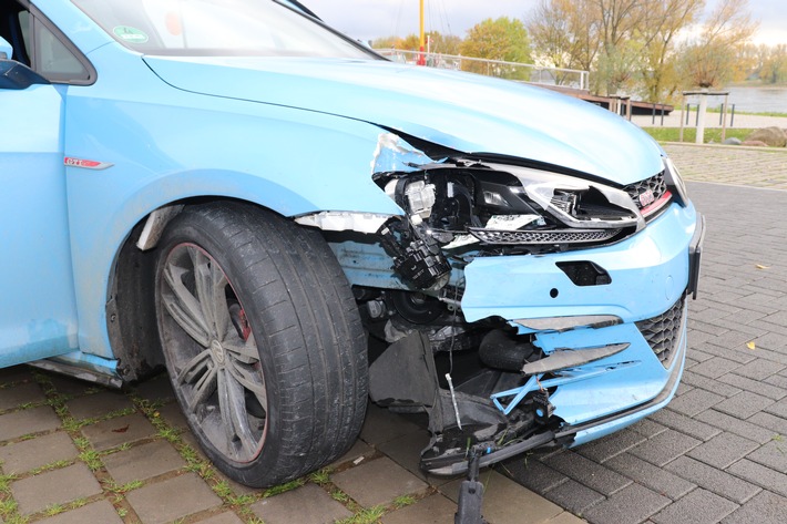 POL-ME: Gleich mehrere Straftaten: Polizei stoppt Verkehrsrowdy - Monheim - 1911048