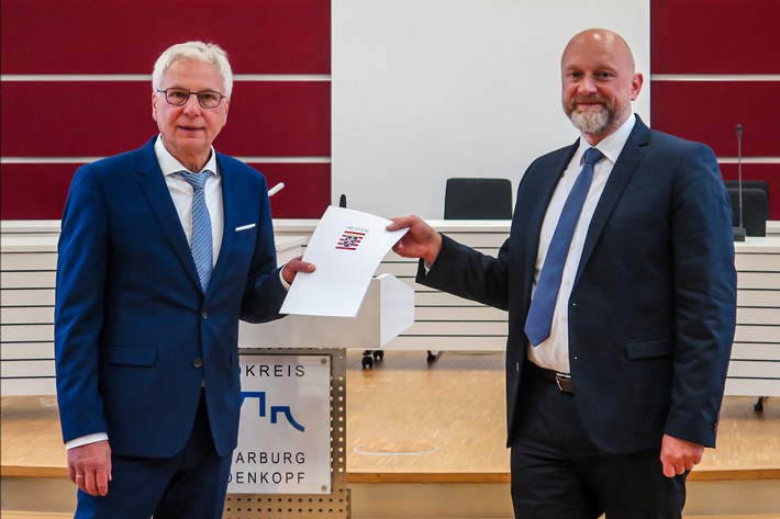 POL-MR: Schluss nach 46 Jahren Polizeidienst Leiter der Kriminalpolizei Marburg-Biedenkopf geht in Pension