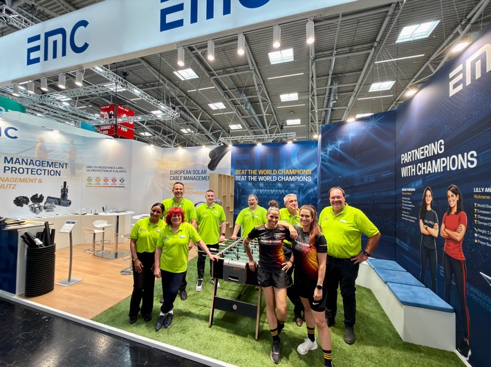 EMC-direct auf der Intersolar: Europaweiter Spezialzulieferer für das Solar Cable Management