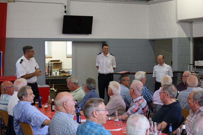 FW-KLE: Treffen der Ehrenabteilungen der Feuerwehr Kleve in Reichswalde