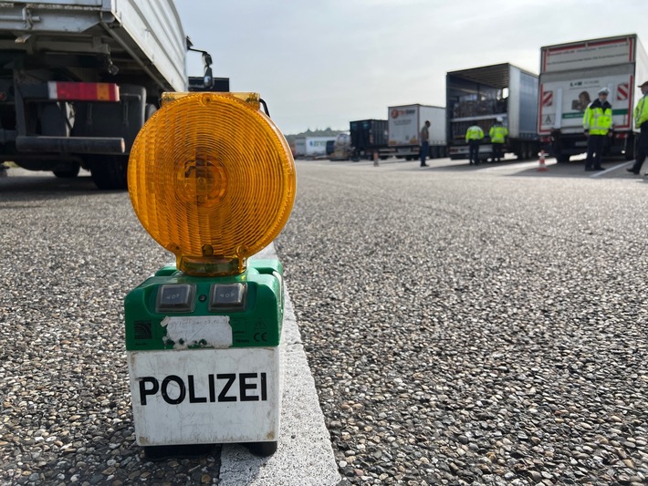 POL-LB: "Trucker Safety Week" - Polizeipräsidium Ludwigsburg beteiligt sich an europaweiter Kontrollaktion