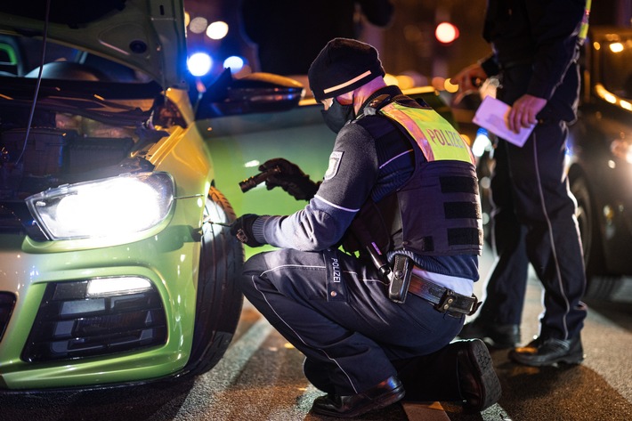 POL-DO: Strategische Fahndung gegen Raser, Poser und illegales Tuning - Bilanz vom Wochenende