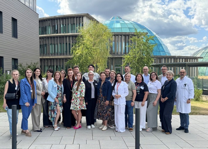 Delegation aus der Ukraine besucht RHÖN-KLINIKUM Campus Bad Neustadt / Fokus auf Telemedizin