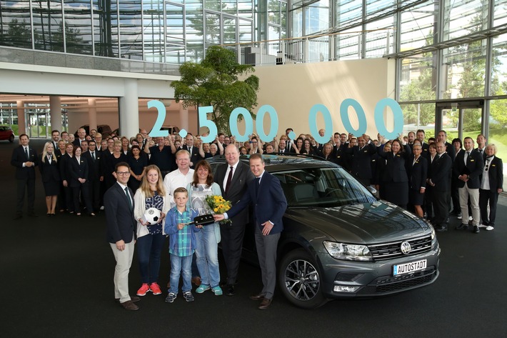 2.500.000 Fahrzeugauslieferung in der Autostadt in Wolfsburg