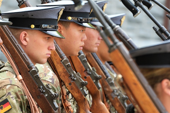 "No Calling Too Great"- Erster deutscher Soldat absolviert vierjähriges Studium in West Point