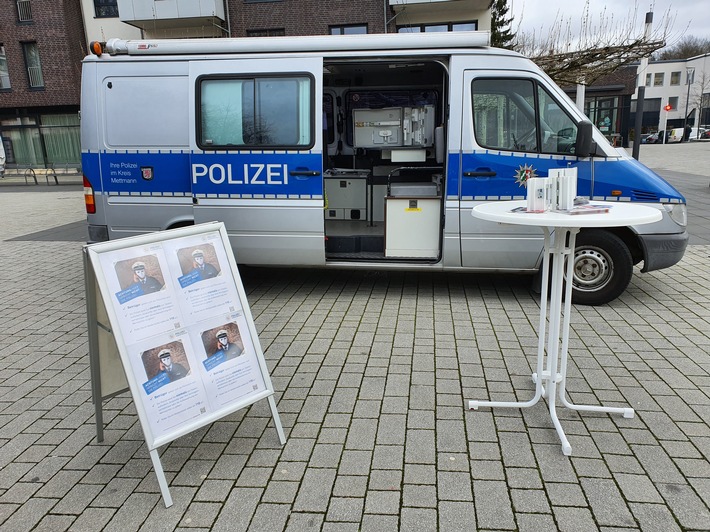 POL-ME: Die Polizei berät am Info-Mobil - Haan - 2310081