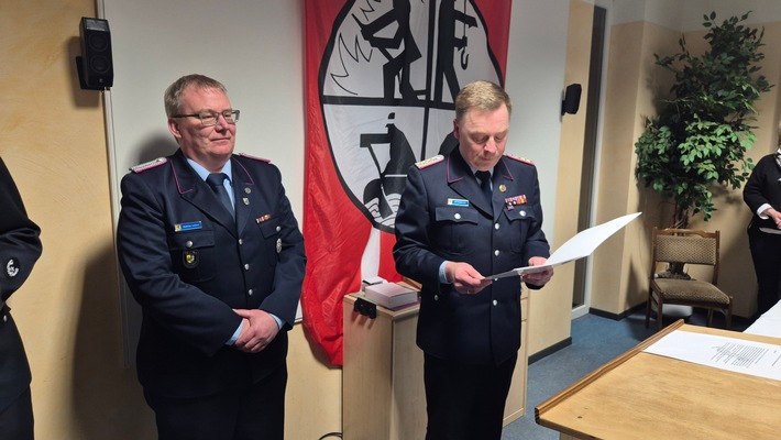 FW Südheide: Jahreshauptversammlung der Feuerwehr Beckedorf Matthias Lückert mit der Ehrennadel des LFV-Niedersachen in Bronze ausgezeichnet