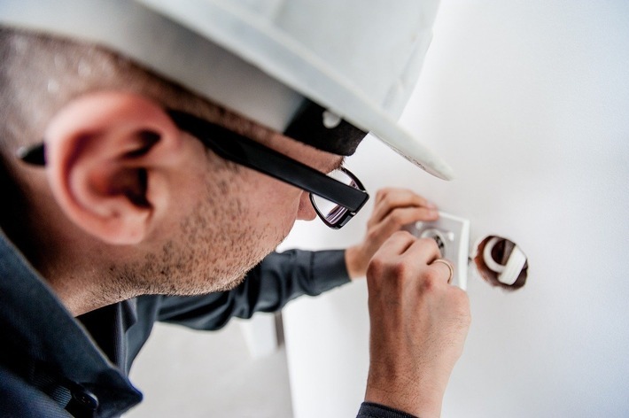 Smart Home Lösungen Lüneburg Mittelfeld und Rettmer - Elektro Burmester steht für Leistung auf höchsten Niveau / Weiterer Text über ots und www.presseportal.de/nr/154031 / Die Verwendung dieses Bildes ist für redaktionelle Zwecke unter Beachtung ggf. genannter Nutzungsbedingungen honorarfrei. Veröffentlichung bitte mit Bildrechte-Hinweis.