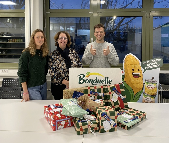 Weihnachtswünsche erfüllt: Bonduelle packt Geschenke für Kinder aus Reutlingen und Umgebung
