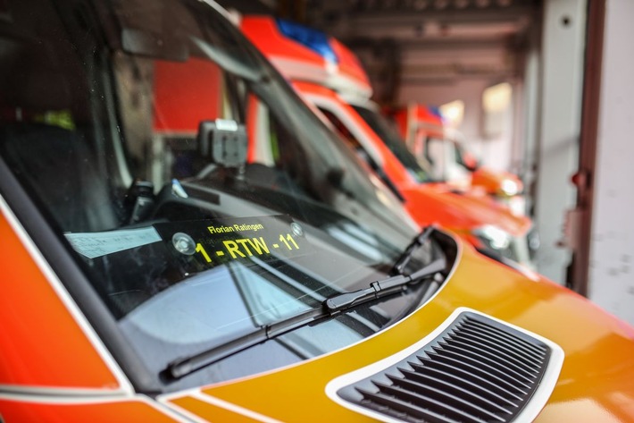 FW Ratingen: Chemikalienaustritt im Gymnasium löst Feuerwehreinsatz aus!
