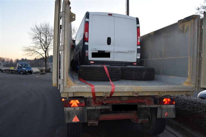 POL-PDKL: A6/Ramstein-Miesenbach, Kurioser Autotransport auf der Autobahn