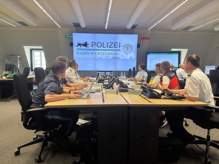POL-UL: (UL) - Gemeinsame Großübung von Polizei, Rettungsdienst, Feuerwehr, Technisches Hilfswerk und Kräften des Katastrophenschutzes sowie von mehreren Kliniken am 24.05.2025 in Ulm - Bilanz