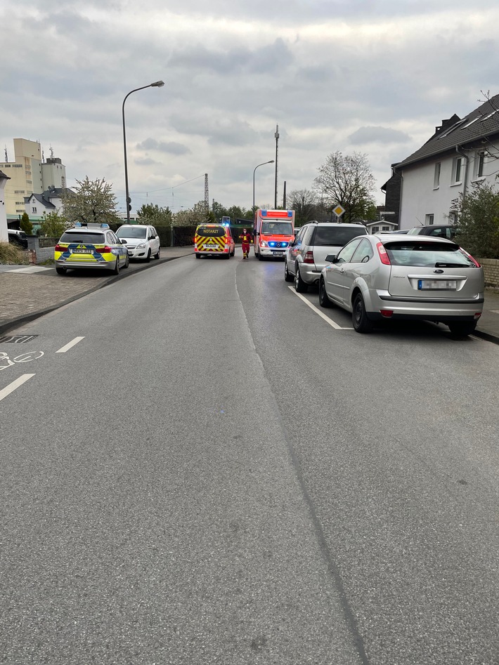 POL-ME: Kind bei Verkehrsunfall schwer verletzt - Langenfeld - 2104125
