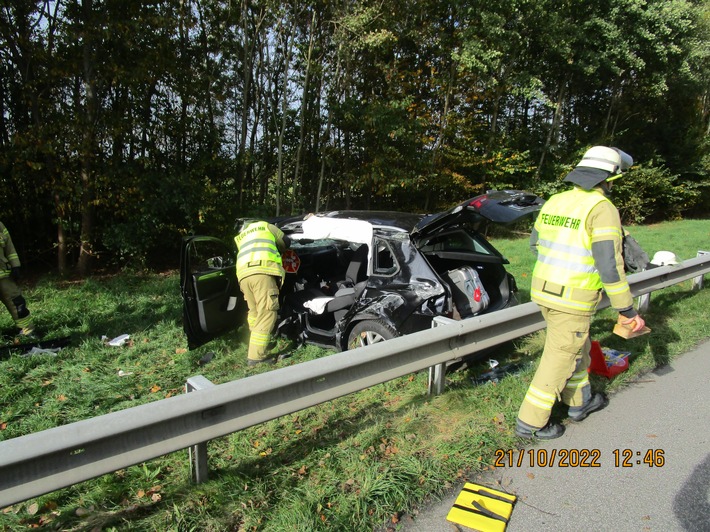 FW Bremerhaven: Zwei Verkehrsunfälle auf der BAB27