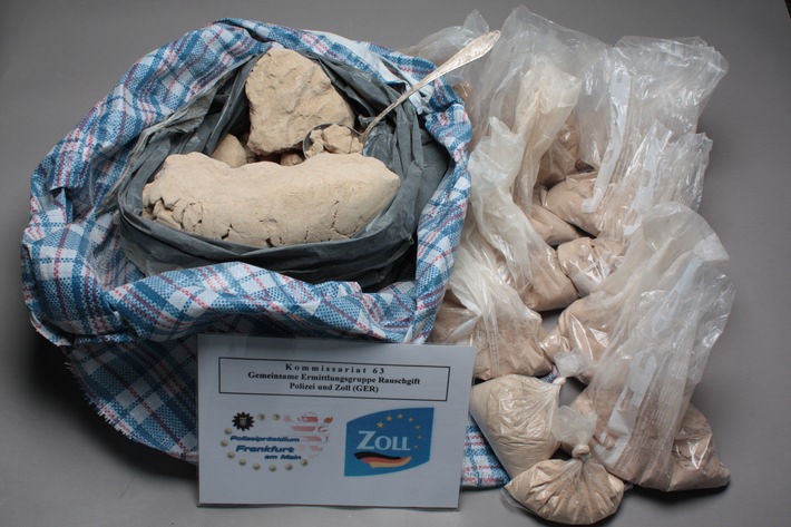 POL-F: 100920 - 1136 Frankfurt:  Festnahme von vier Rauschgifthändlern und Sicherstellung von 15,3 kg Heroin - Bild beachten