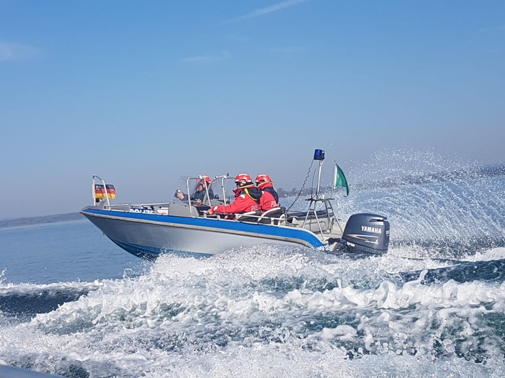 PP-ELT: Maritime Einsatzgruppe der Wasserschutzpolizei Rheinland-Pfalz trainiert auf dem Bodensee