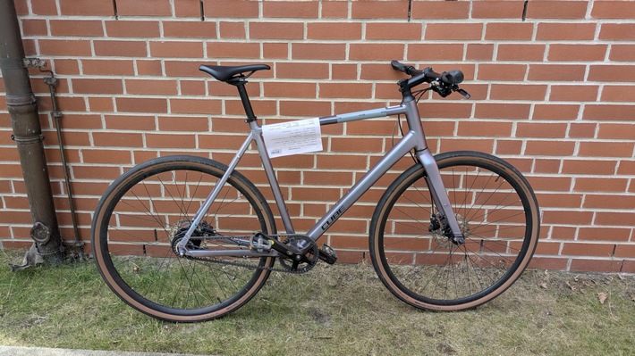 POL-STD: Polizei Buxtehude stellt fast neues Fahrrad sicher und sucht rechtmäßigen Eigentümer