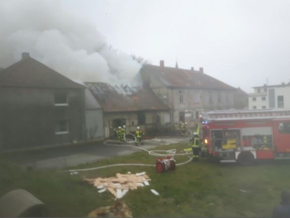 POL-CE: Leerstehendes Haus gerät in Brand