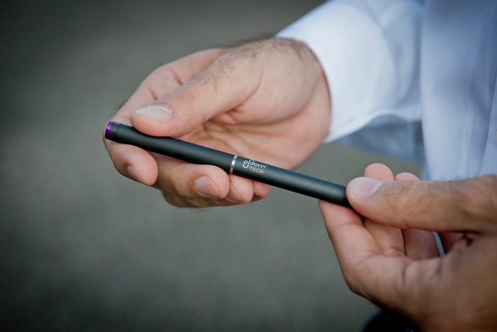 JTI commercialise PLOOM TECH en Suisse - son premier lancement hors du Japon / Un vaporisateur de tabac novateur