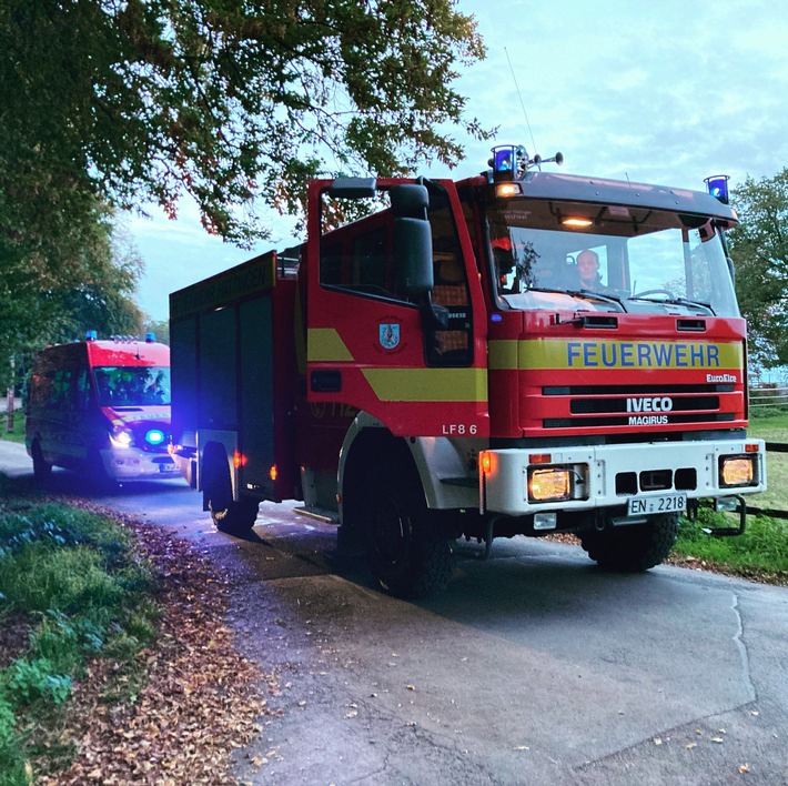 FW-EN: Gemeldeter Waldbrand in Hattingen Holthausen