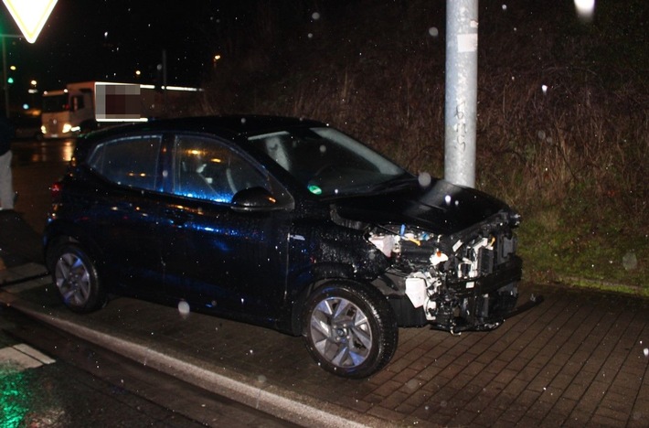 POL-HA: Ein Leichtverletzter nach Verkehrsunfall in Wehringhausen