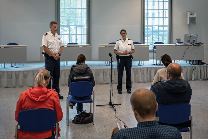 Polizei Presse A 49: Vorstellung der Sprecher Einsatzlage A49