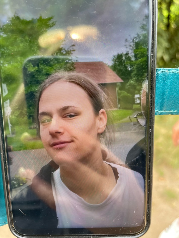 LPI-NDH: Öffentlichkeitsfahndung nach 19-jähriger