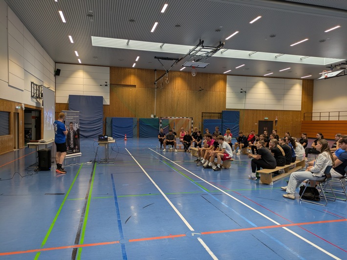 POL-PDTR: Polizei-Sporttest begeistert erneut: großes Interesse an der Polizei