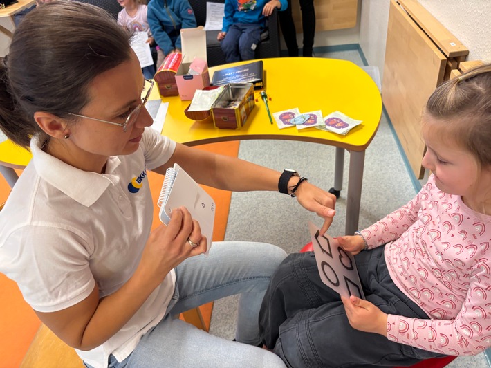 Präventionsprojekt in der Pfalz: Hingeschaut - Gesunde Augen von klein auf