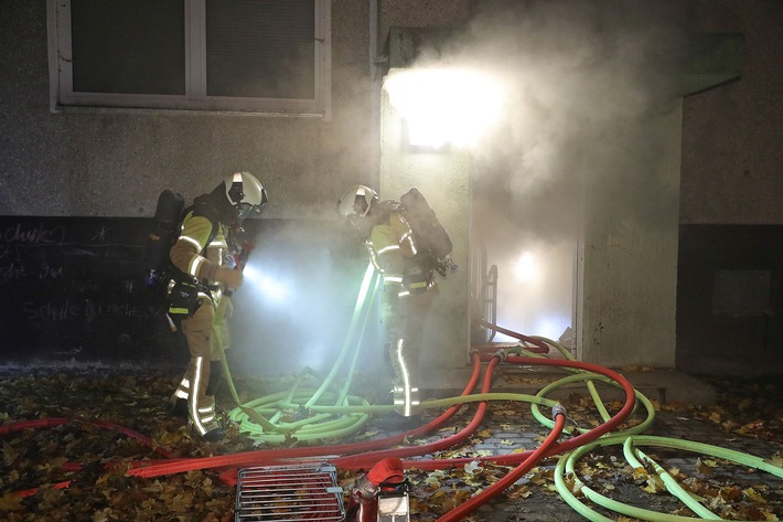 FW Dresden: Informationen zum Einsatzgeschehen von Feuerwehr und Rettungsdienst in der Landeshauptstadt Dresden vom 4. November 2025