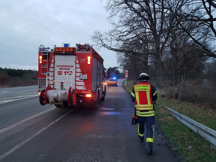 FW-Schermbeck: PKW Brand konnte durch Eigentümer gelöscht werden