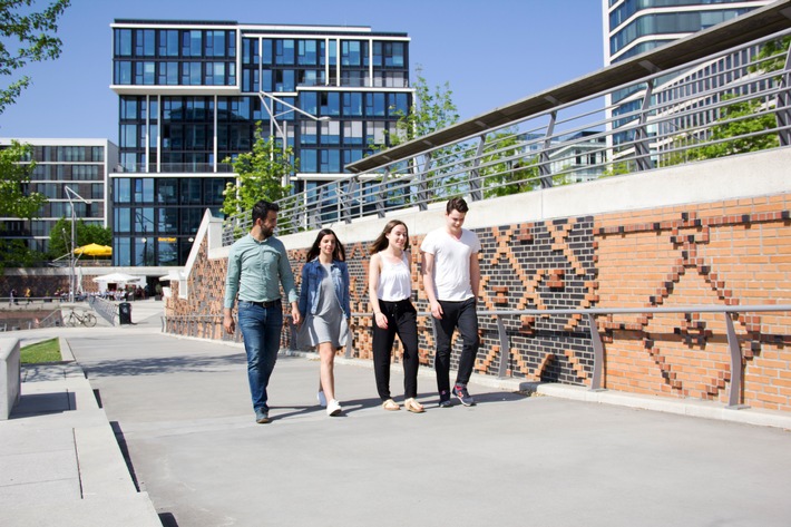 Studium für Kurzentschlossene / Hochschule MSH berät Schüler, Eltern und Studieninteressierte