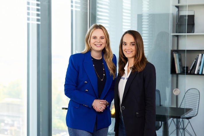 Julia Schillmeier und Miriam Elbs / Weiterer Text über ots und www.presseportal.de/nr/174963 / Die Verwendung dieses Bildes für redaktionelle Zwecke ist unter Beachtung aller mitgeteilten Nutzungsbedingungen zulässig und dann auch honorarfrei. Veröffentlichung ausschließlich mit Bildrechte-Hinweis.