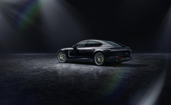 Porsche propone una serie speciale della Panamera