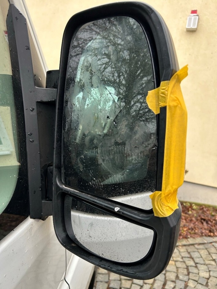 POL-PIKUS: Zu eng für zwei Transporter