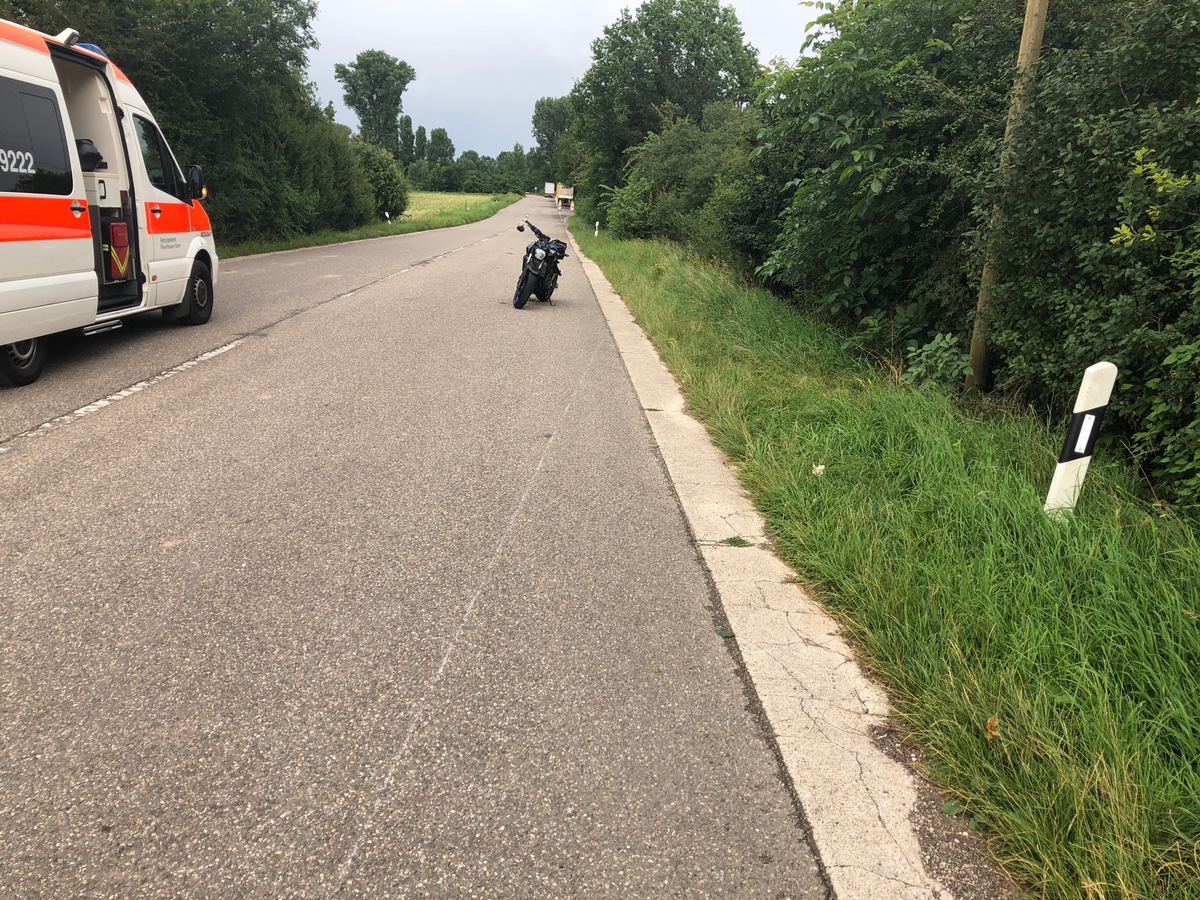 POL-PDWO: Motorradfahrer verliert die Kontrolle