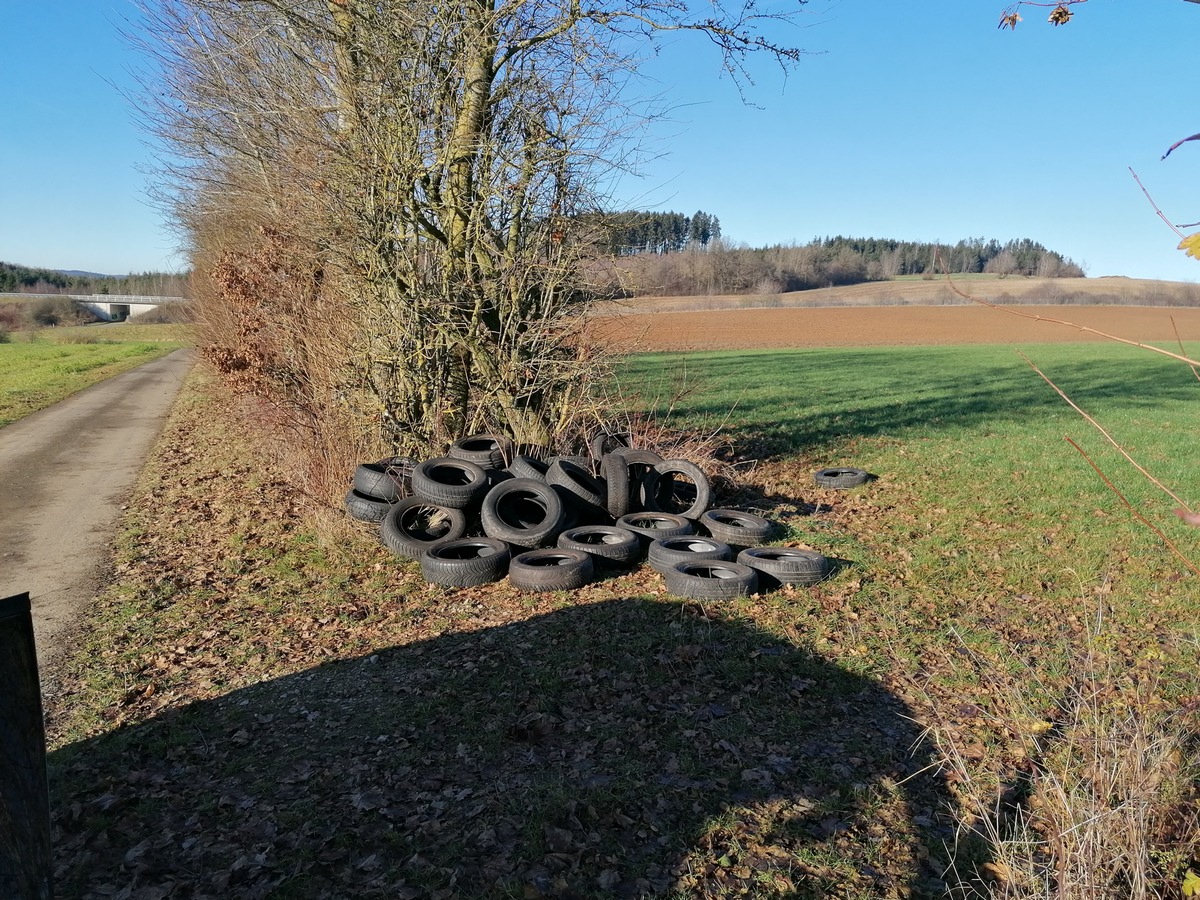 POL-PDWIL: Illegale Altreifenentsorgung