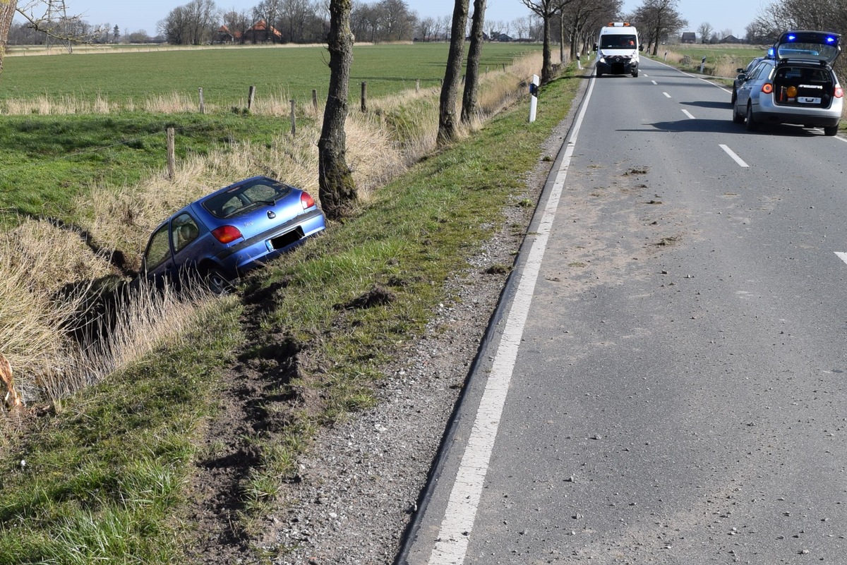 POL-WHV: Verkehrsunfall im Wangerland - Nach Überholmanöver in einen Straßengraben gefahren