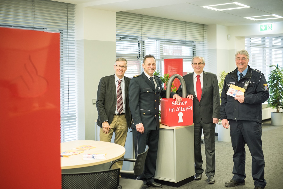 &quot;Sicherheit im Alter&quot;: Santander unterstützt Polizei bei Aufklärungskampagne