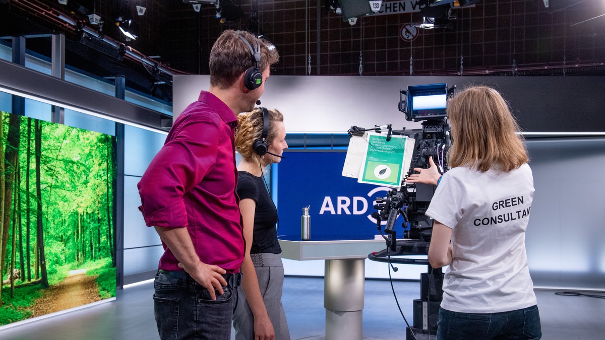 &quot;Grünes Produzieren&quot; als Teil der ARD-Nachhaltigkeitsstrategie / Green Consultants der ARD im Gespräch auf der &quot;Woche der Umwelt&quot; in Berlin