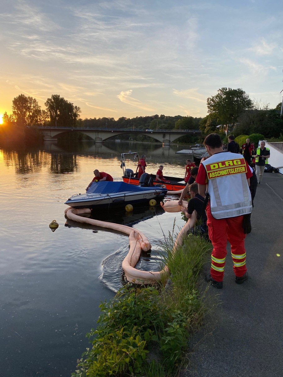 FW-MH: Benzingeruch auf der Ruhr