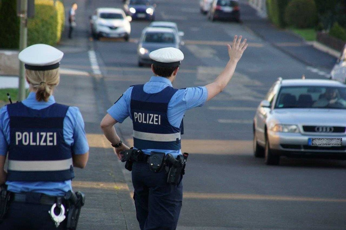 POL-PPTR: Kontrolltag von Stadt und Polizei Bitburg zur Erhöhung der Kinder- und Schülersicherheit in der Stadt Bitburg